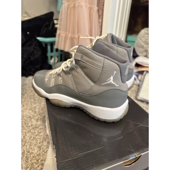 Nike Air Jordan 11 Retro Cool Grey - 2010 release - size 5 Youth - 5Y - Picture 9 of 10